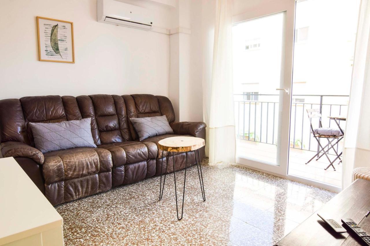 P&P Apartaments Arapiles Малага Екстериор снимка
