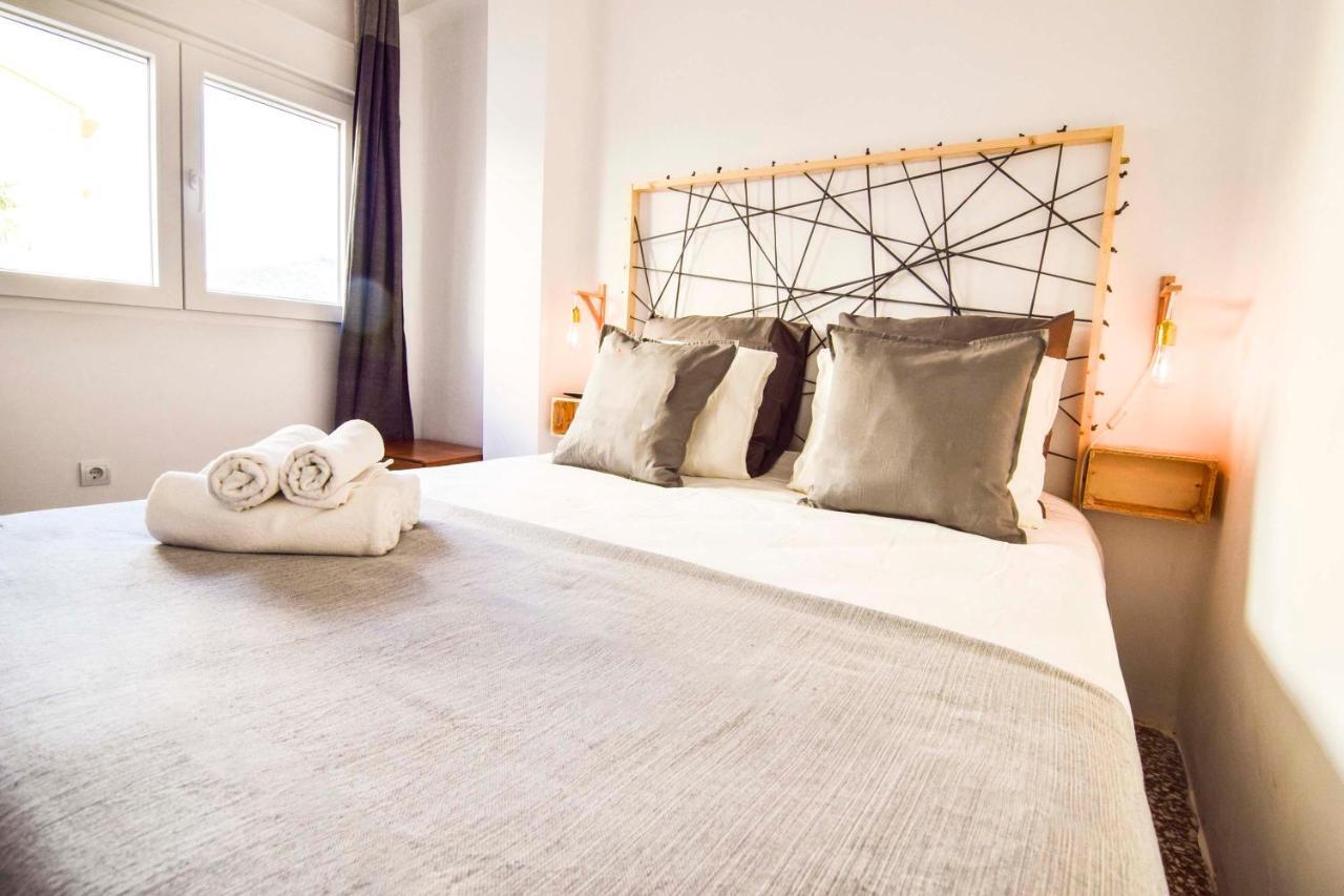 P&P Apartaments Arapiles Малага Екстериор снимка