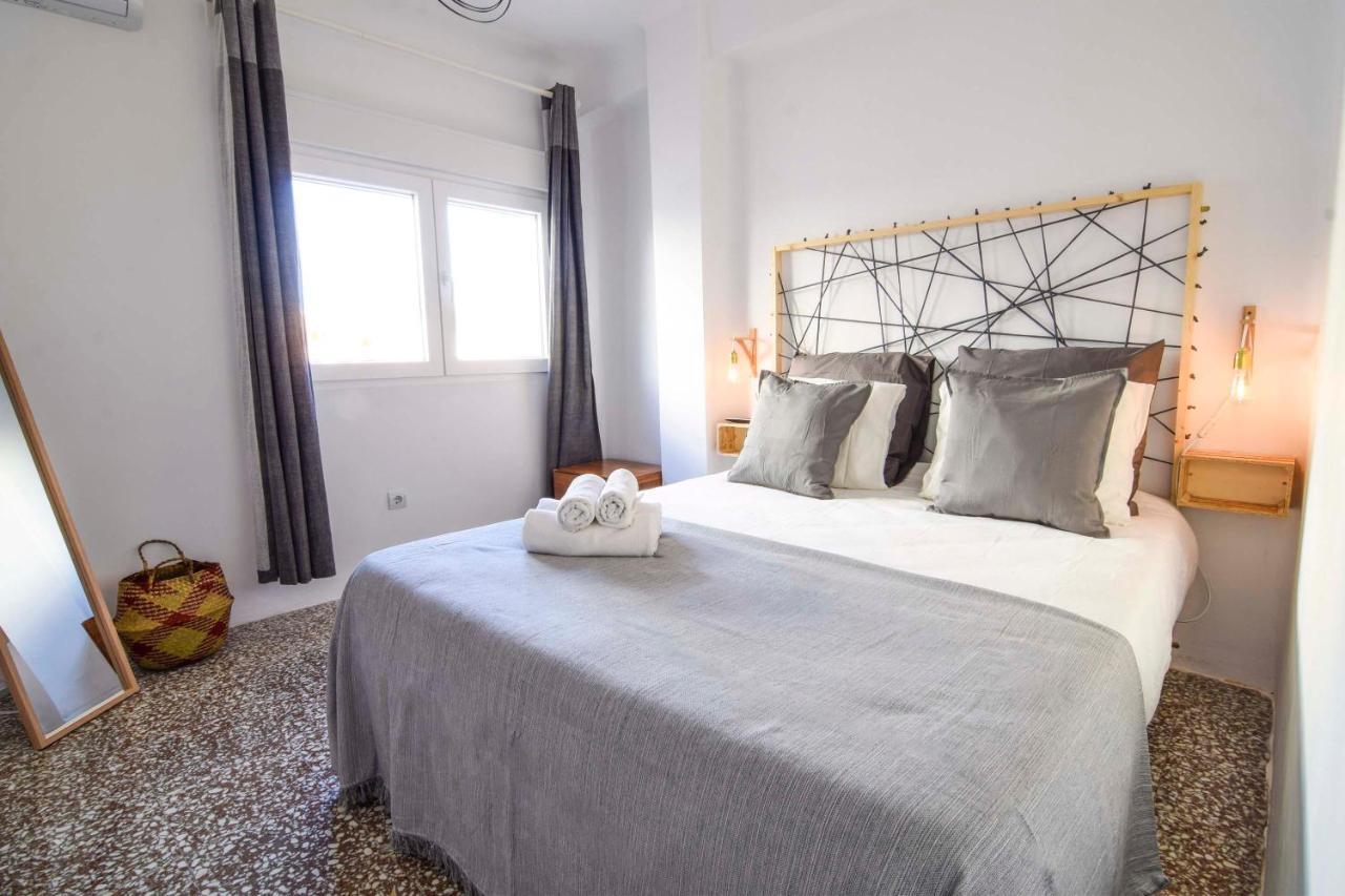 P&P Apartaments Arapiles Малага Екстериор снимка