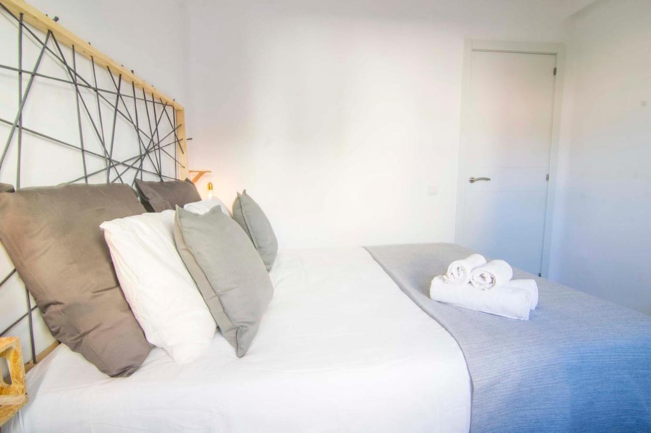 P&P Apartaments Arapiles Малага Екстериор снимка