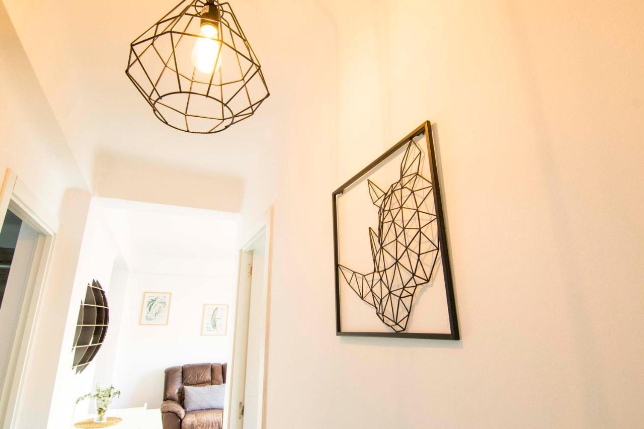 P&P Apartaments Arapiles Малага Екстериор снимка