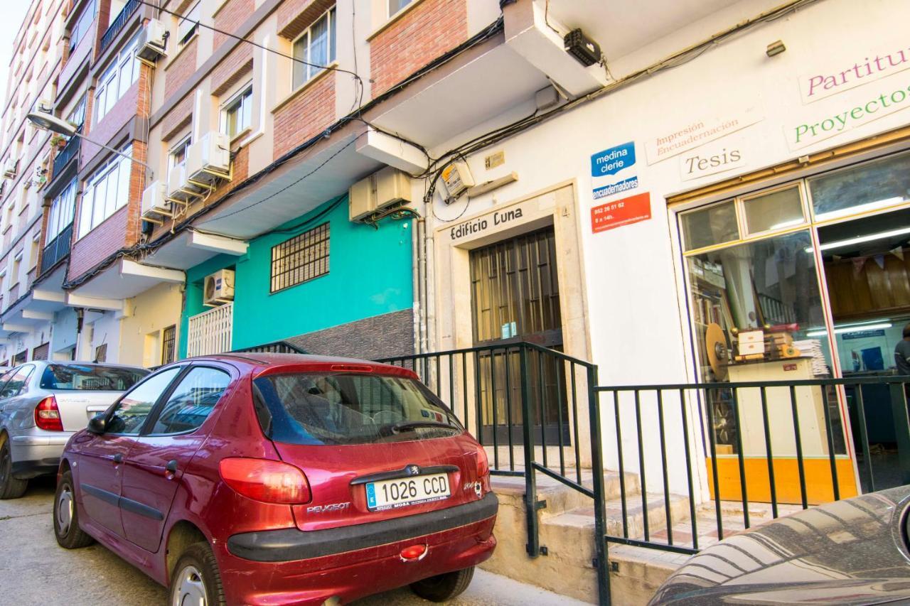 P&P Apartaments Arapiles Малага Екстериор снимка